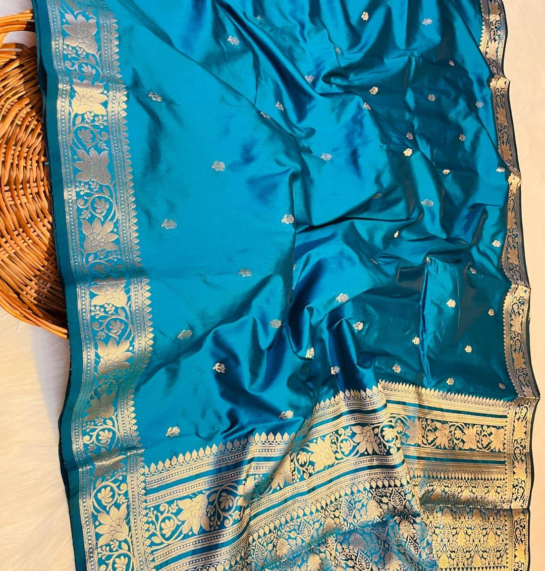 Exquisite Banarasi Katan Saree for Luxurious Weddings