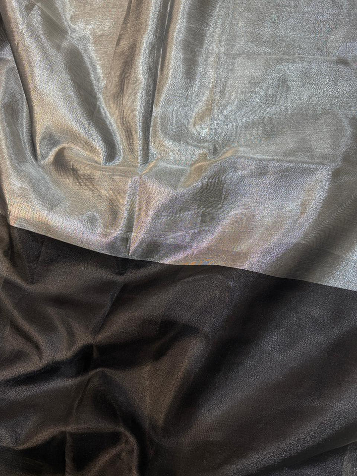 Elegant Banarasi Saree with Unique Tassel Design