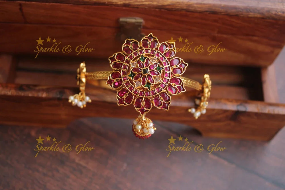 Gold alike Real kempu stones Flower deisgn Vanki - Sparkle and Glow