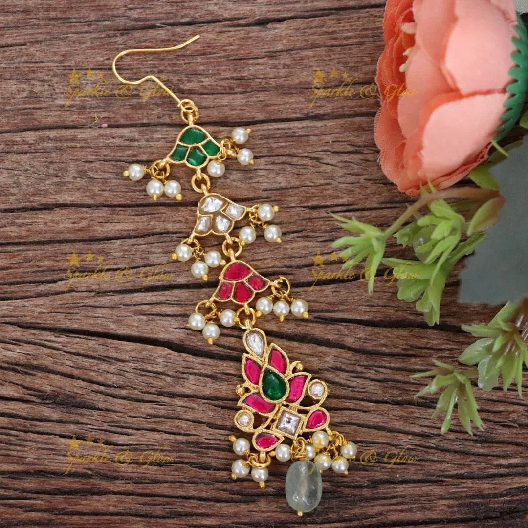 Exquisite Gold Maang Tikka with Pearls & Kundan