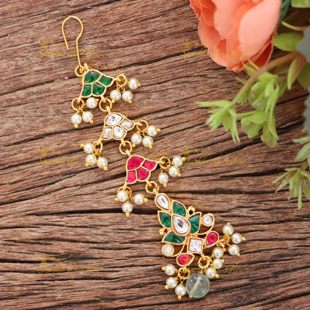 Exquisite Gold Maang Tikka with Pearls & Kundan