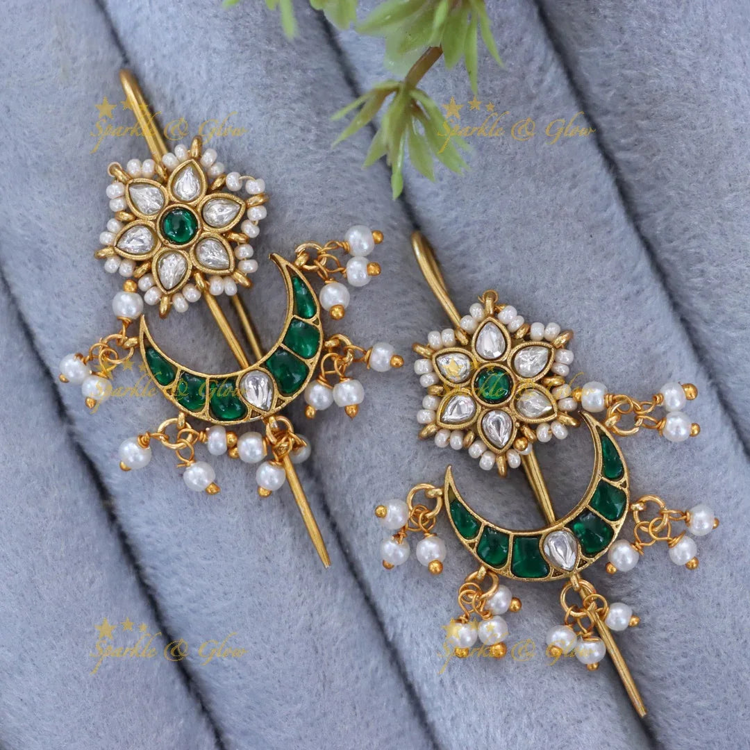 Mesmerizing Emerald Ear Cuffs for Elegant Occasions