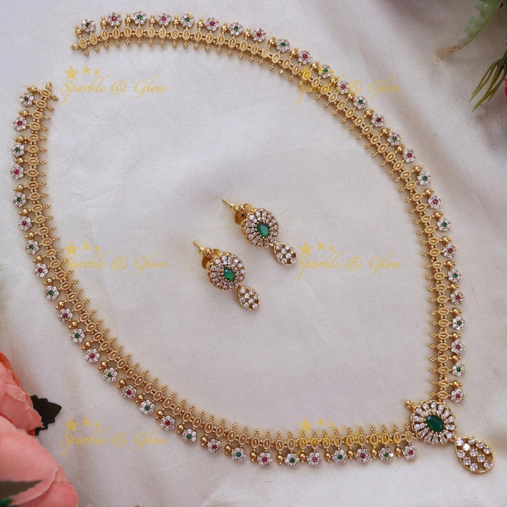 Exquisite Floral Gold Necklace with Beads - Wedding Perfect