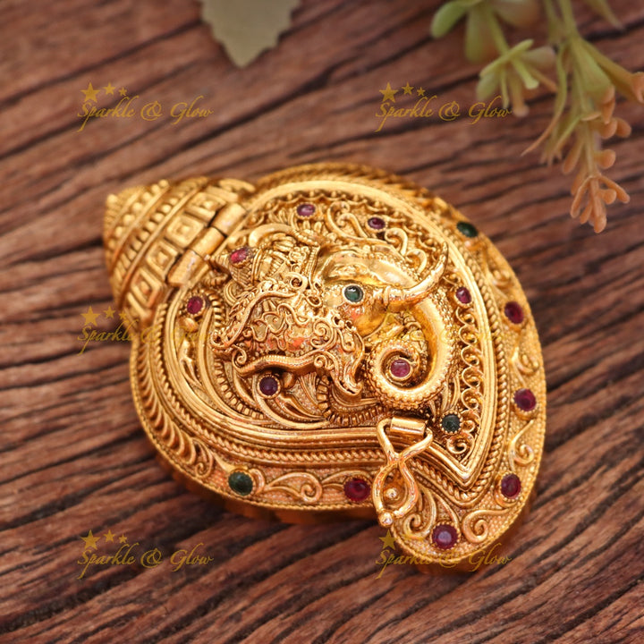 Exquisite Gold-Alike Kumkum Box for Ceremonies