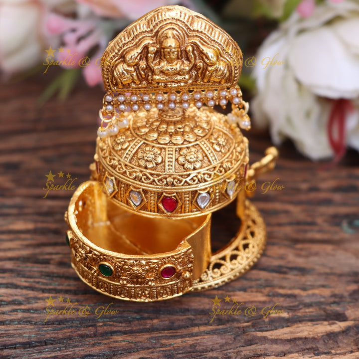 Ornate Gold Finish Kumkum Box for Festive Occasions