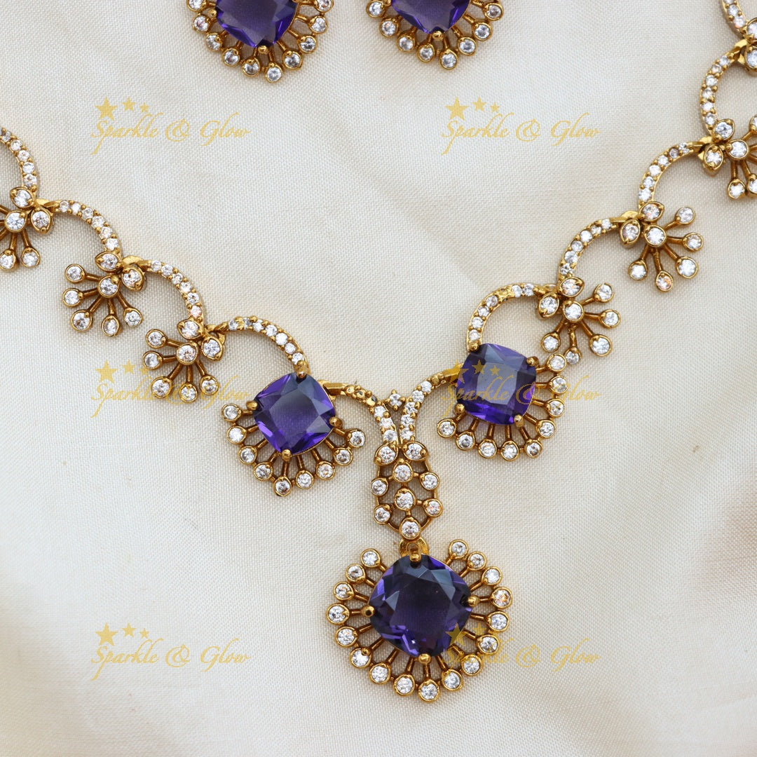 Exquisite Gold alike Necklace for Festive Elegance
