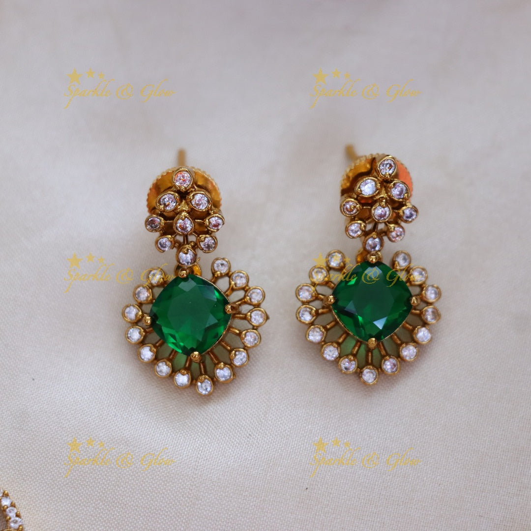 Exquisite Gold alike Necklace for Festive Elegance