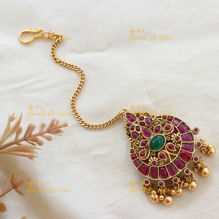 Ethereal Gold-Like Maang Tikka for Wedding Elegance