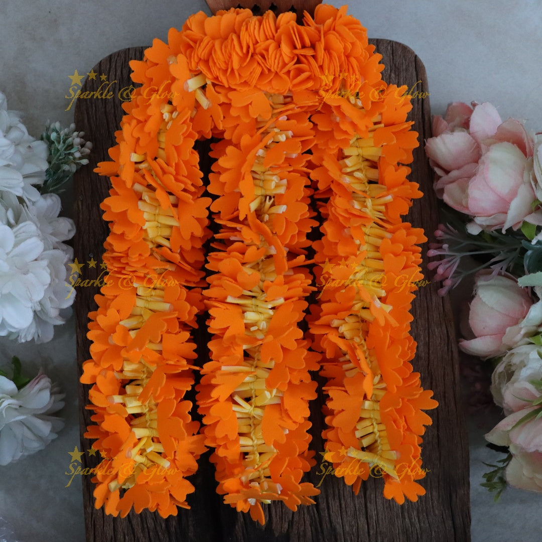 Traditional Kanakambara 3 Layer Floral Hair Clip