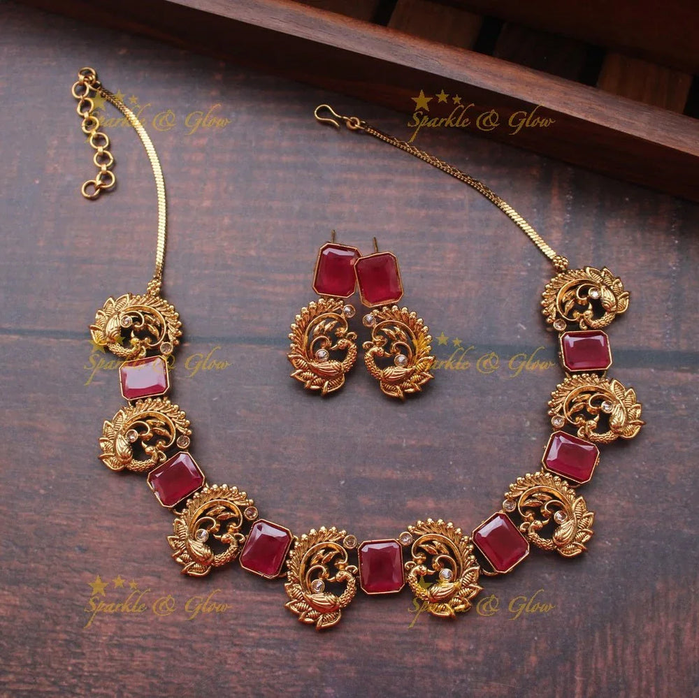 Gold alike peacock stone necklace - Green - Sparkle and Glow