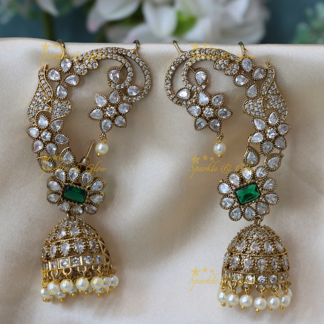 Exquisite Gold Floral Ear Cuff for Stunning Occasions