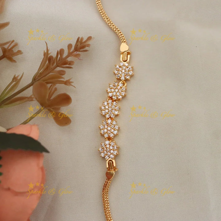 Exquisite Long Mop Chain Necklace - Festive Gold Glam