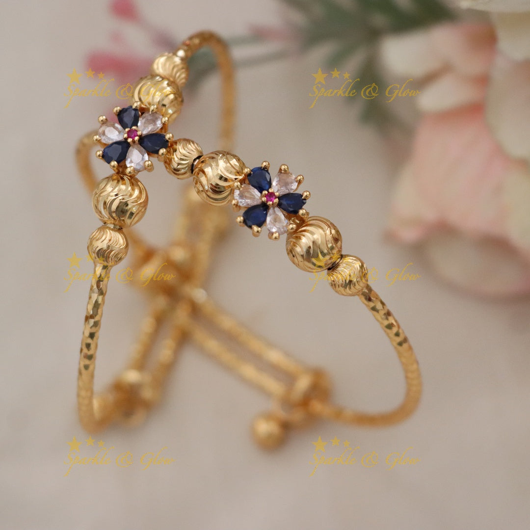 Exquisite Microgold Floral Festive Bangle Bracelet