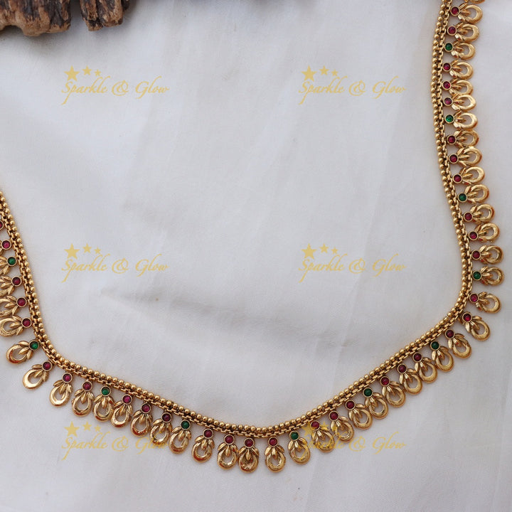 Exquisite Gold Leaf Hip Chain - Perfect for Festive Glam