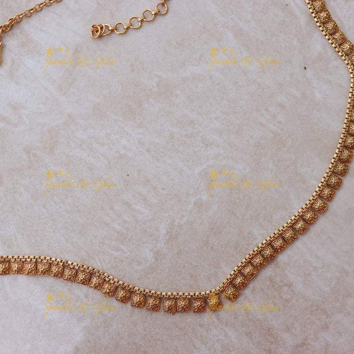 Elegant Floral Gold Hip Chain for Festive Glamour