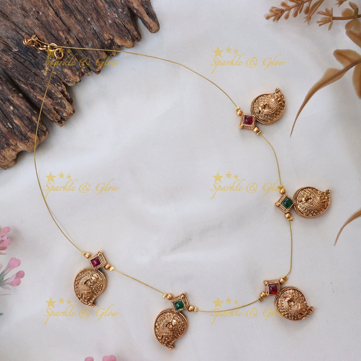 Exquisite Mango Carved Necklace - Festive Elegance