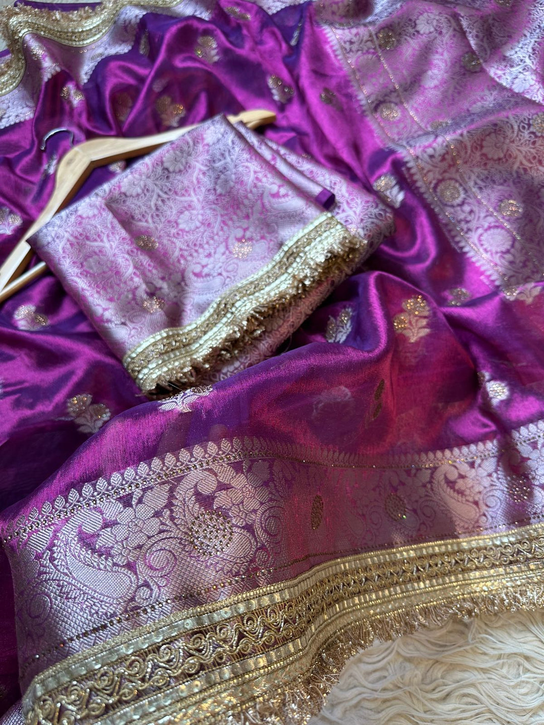 Exquisite Banarasi Maharani Tissue Saree for Celebrations