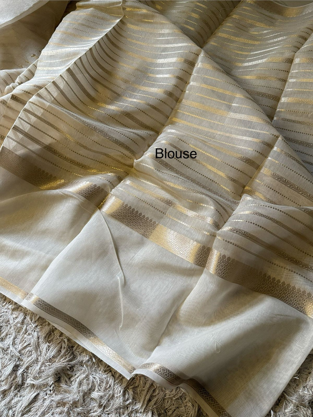Elegant Banarasi Soft Silk Saree with Floral Design