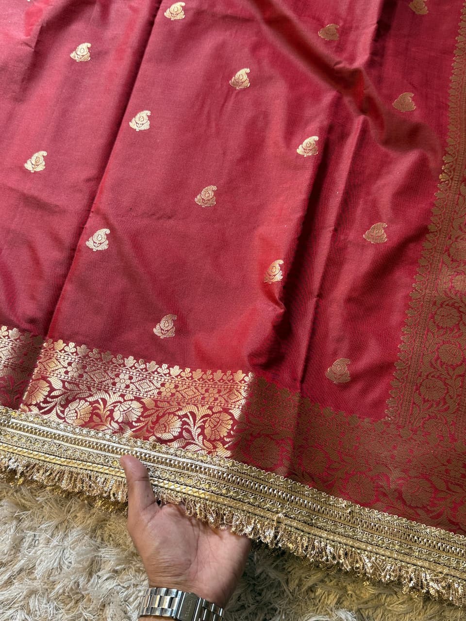 Luxurious Banarasi Sarees for Wedding Elegance