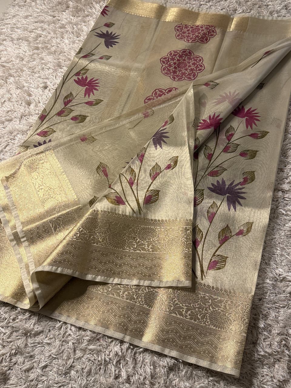 Luxurious Banarasi Gold Tissue Silk Saree for Weddings