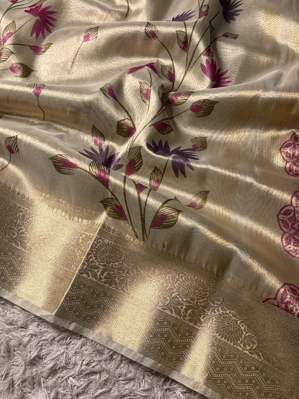 Luxurious Banarasi Gold Tissue Silk Saree for Weddings