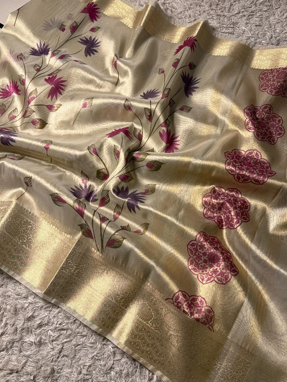 Luxurious Banarasi Gold Tissue Silk Saree for Weddings