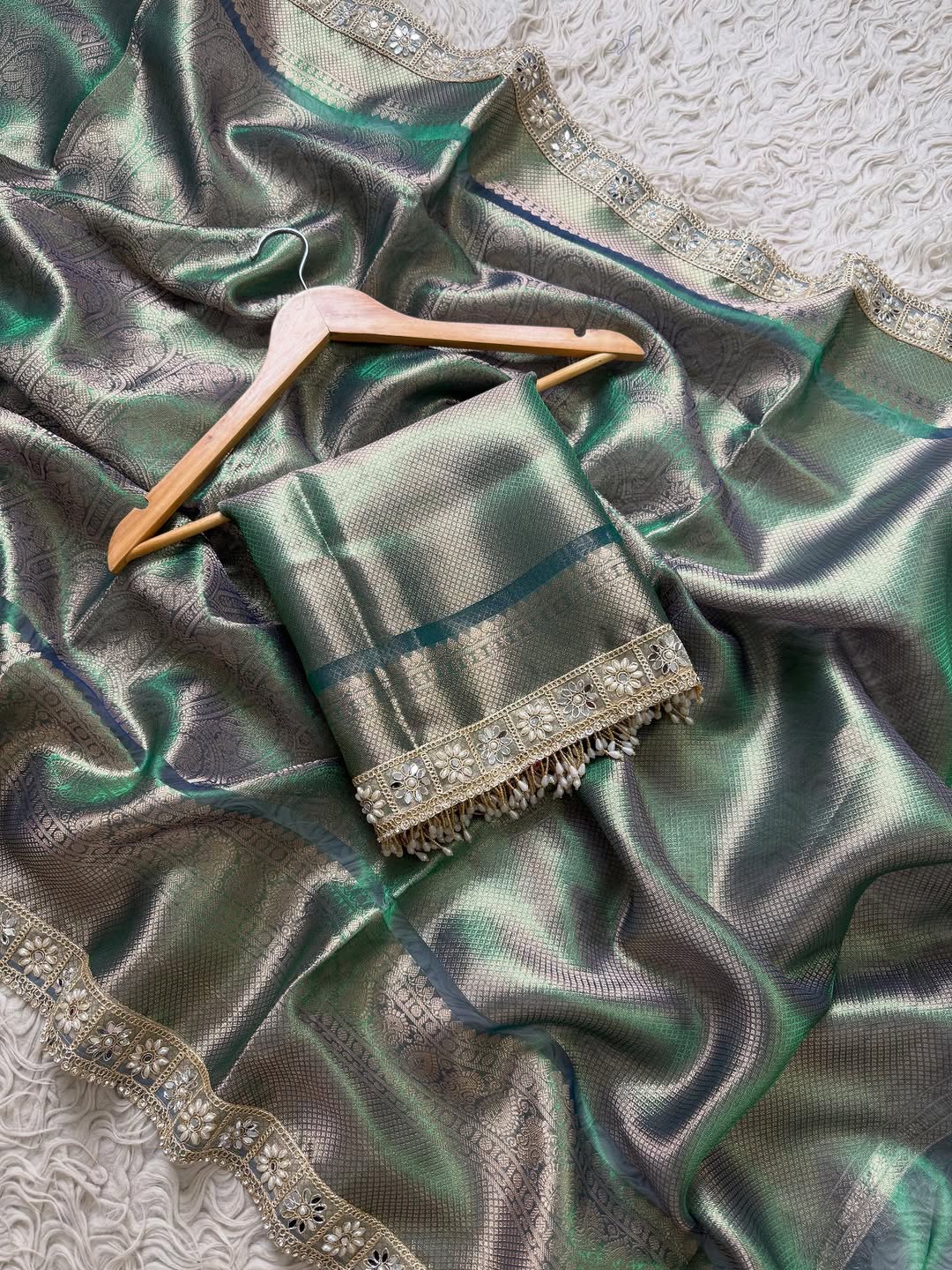 Exquisite Bridal Banarasi Sarees & Jewellery