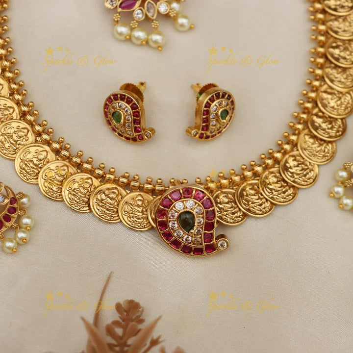Exquisite Festive Coin Necklace for Elegant Weddings