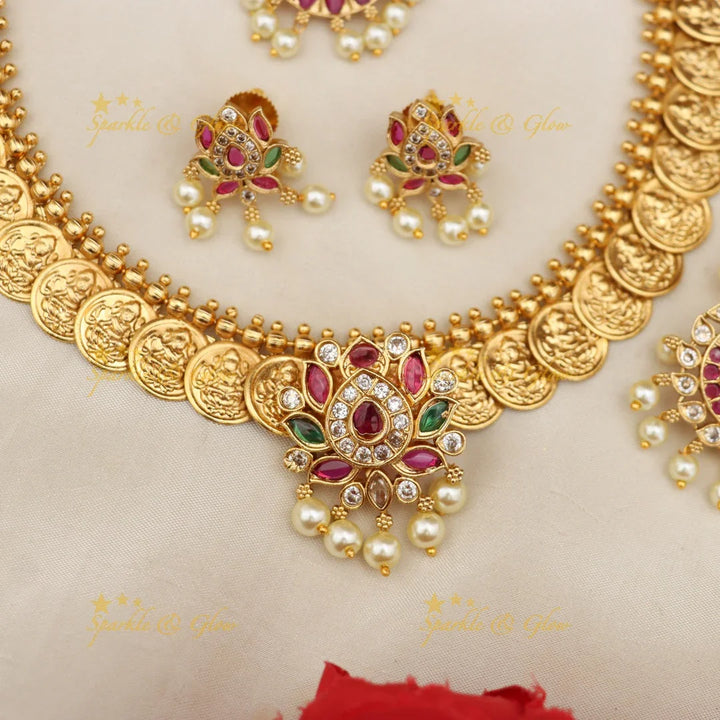 Exquisite Festive Coin Necklace for Elegant Weddings