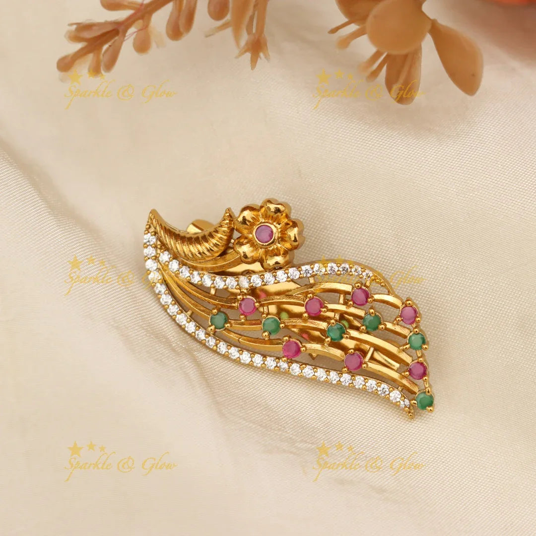 Exquisite Gold Gemstone Saree Pin for Elegant Celebrations