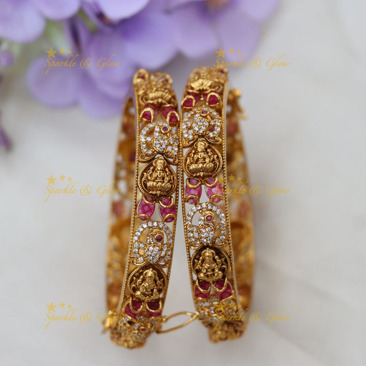 Exquisite Temple Gold Bangles for Festive Elegance