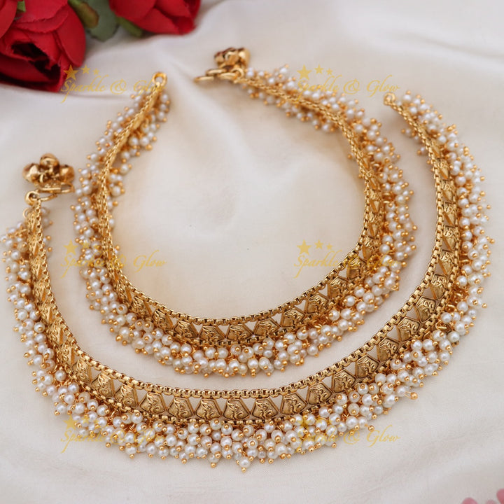 Exquisite Gold Anklets for Weddings & Festive Celebrations