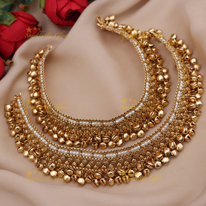 Stunning Pearl & Gold Anklet for Weddings and Festivities