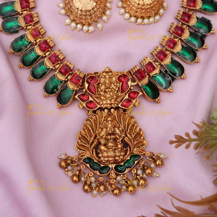 Elegant Temple Necklace – Perfect for Any Occasion