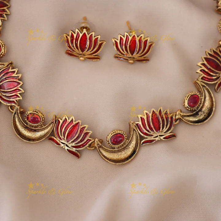 Exquisite Lotus and Crescent Necklace for Celebrations