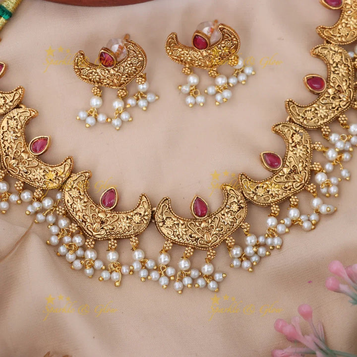 Elegant Gold Imitation Necklace Set for Festive Weddings