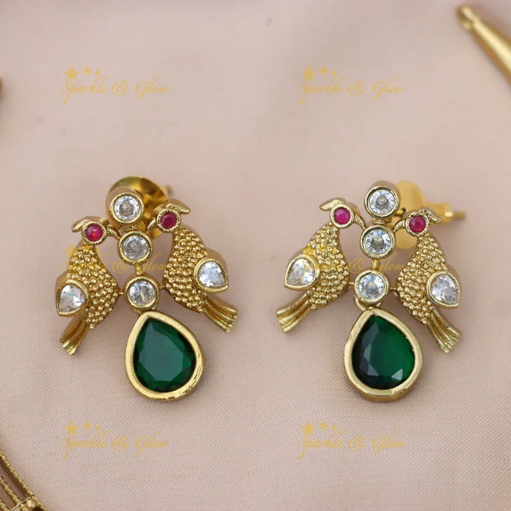 Exquisite Gold Short Necklace for Weddings