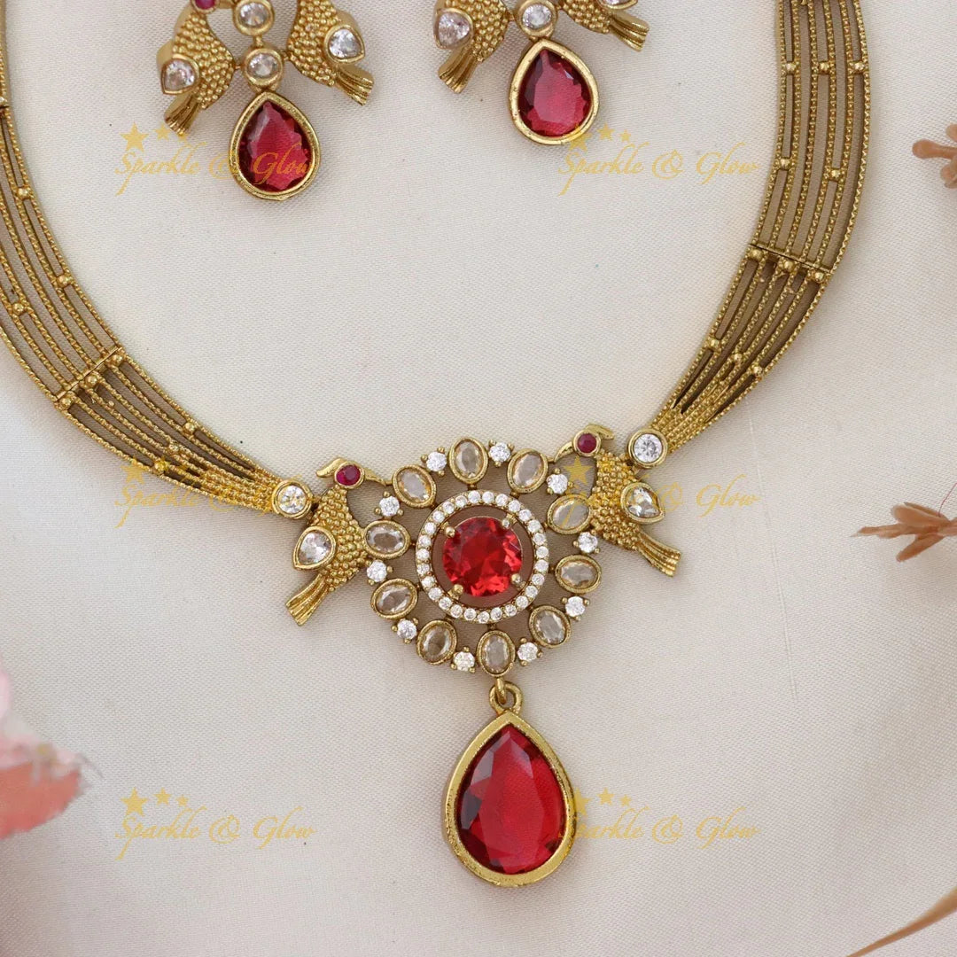 Exquisite Gold Short Necklace for Weddings