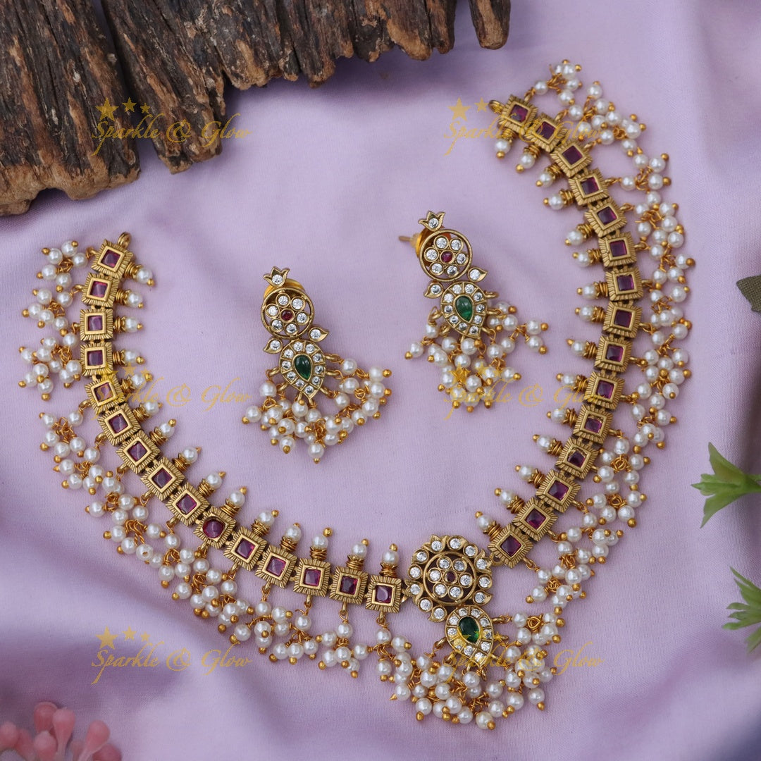 Exquisite Pearl Gold Choker Necklace for Festive Glamour