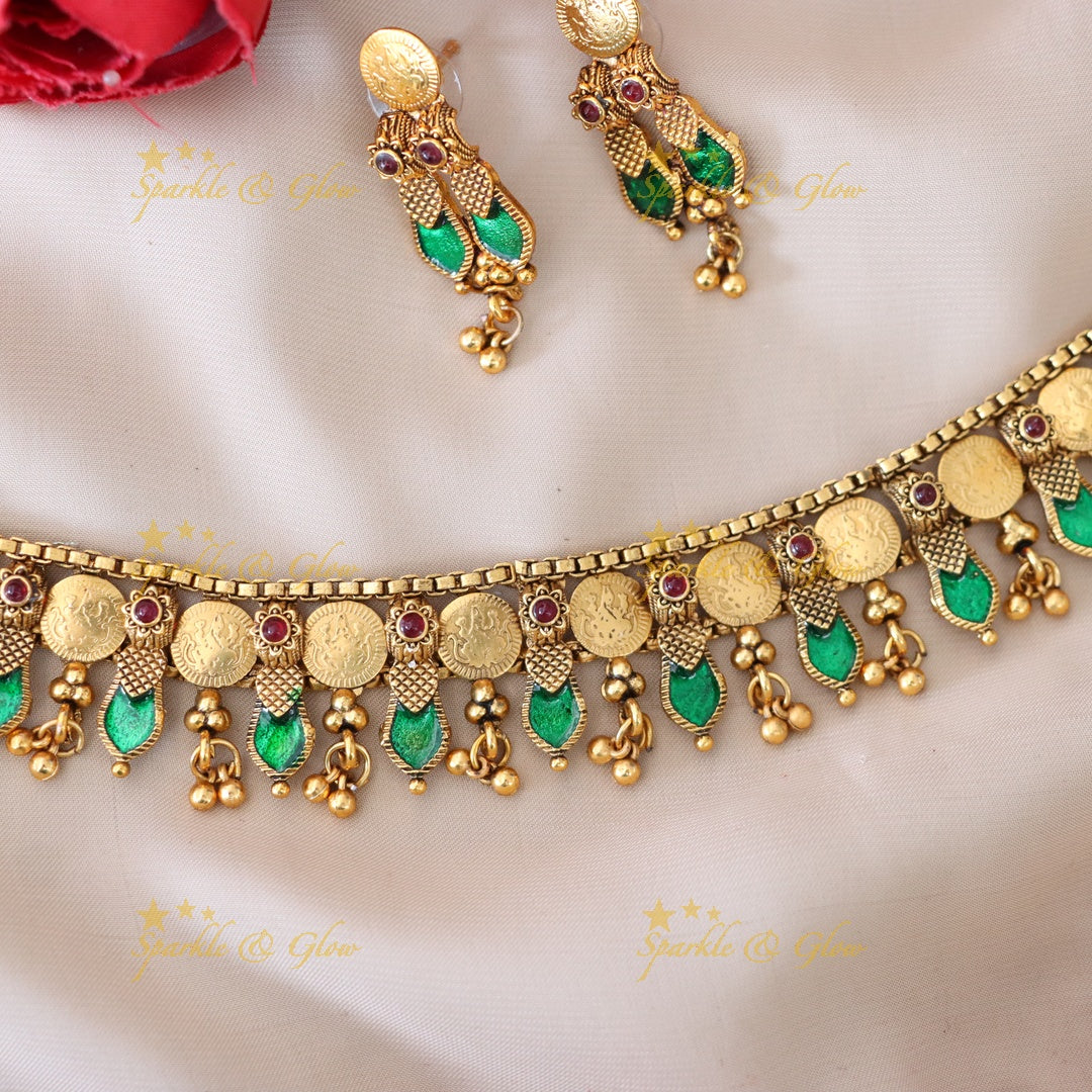Elegant Gold Choker Necklace for Weddings & Festive