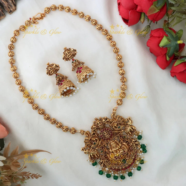 Glamorous Temple Jewelry Necklace Set for Festive Events