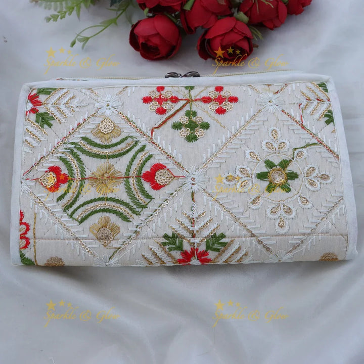 Exquisite Embroidered Jewellery Organizer Bag