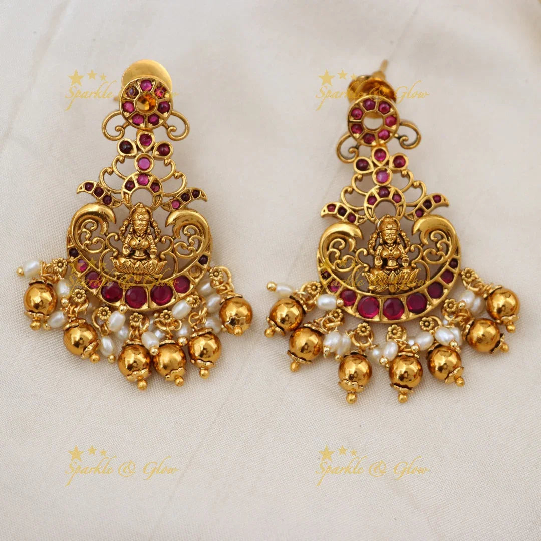 Exquisite Temple Necklace Set for Celebrations