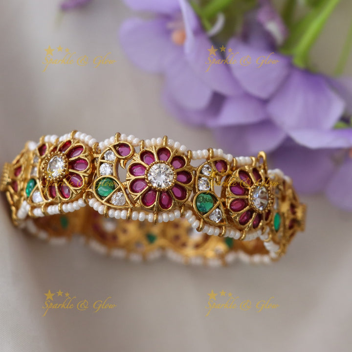Exquisite Gold Floral Bangle for Weddings