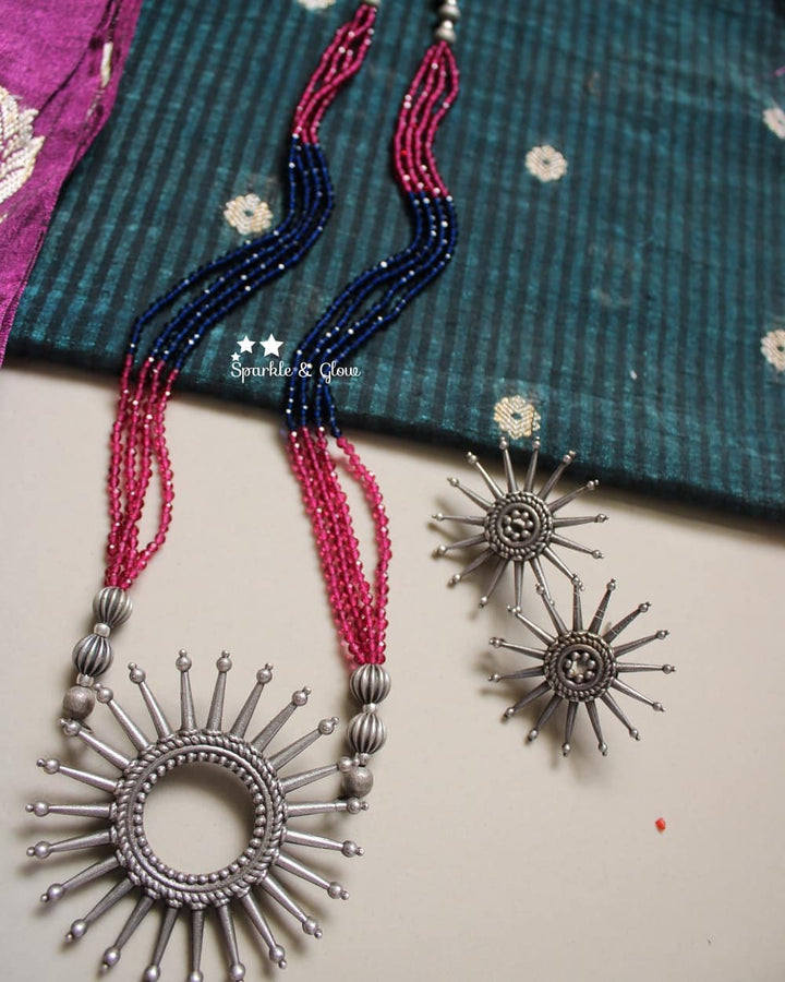 Silver look alke spike round pendent beads necklace - Pink - Sparkle and Glow - Pink Blue - Back Thread