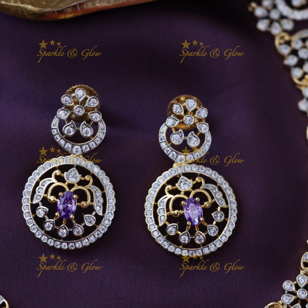 Elegant  Short Necklace for Festive Occasion