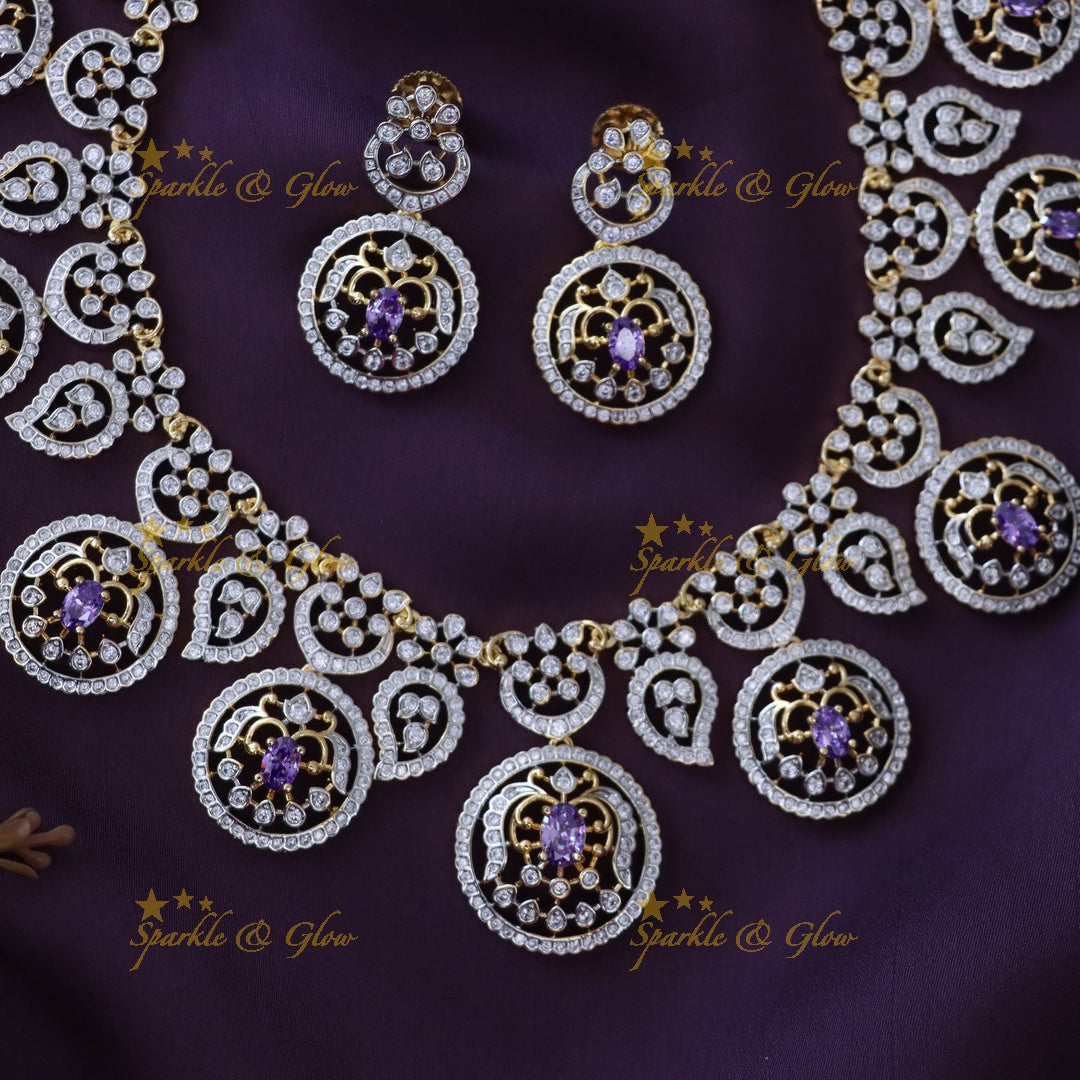 Elegant  Short Necklace for Festive Occasion