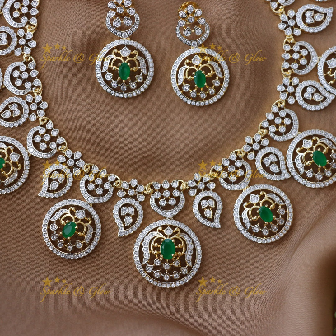 Elegant  Short Necklace for Festive Occasion