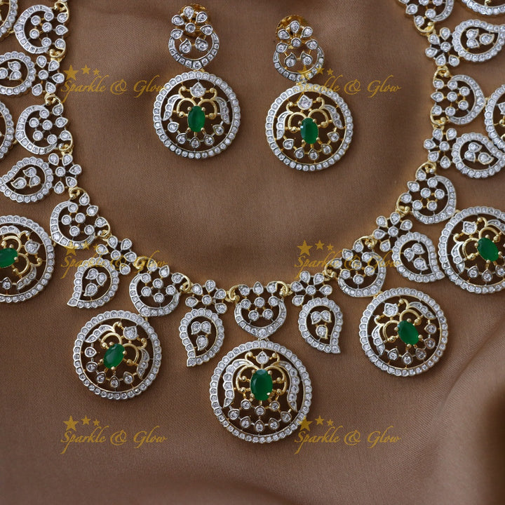 Elegant  Short Necklace for Festive Occasion