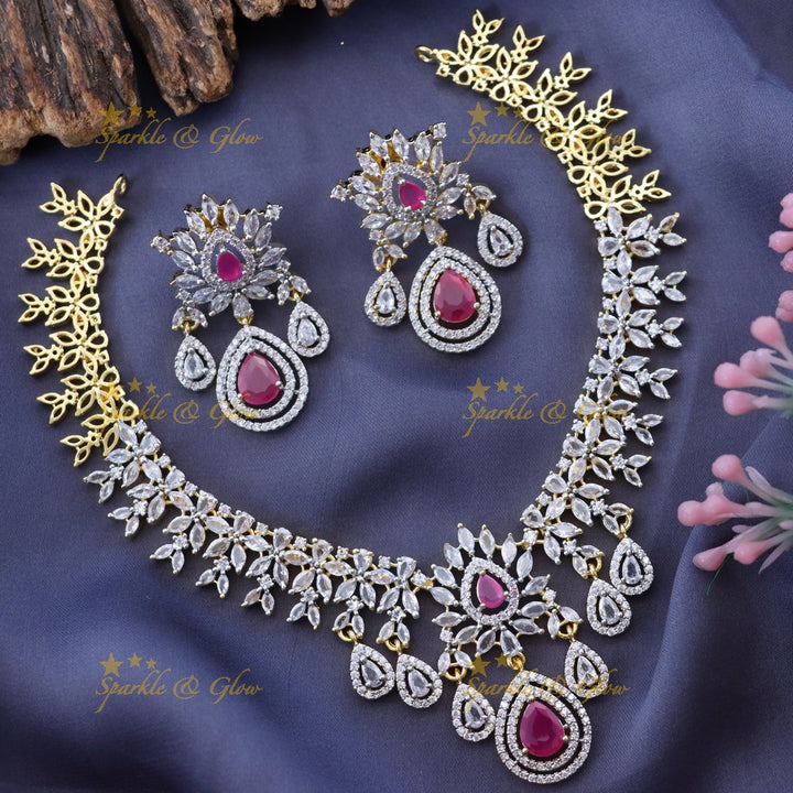Exquisite Gold-Toned Necklace Set for Festive Celebrations